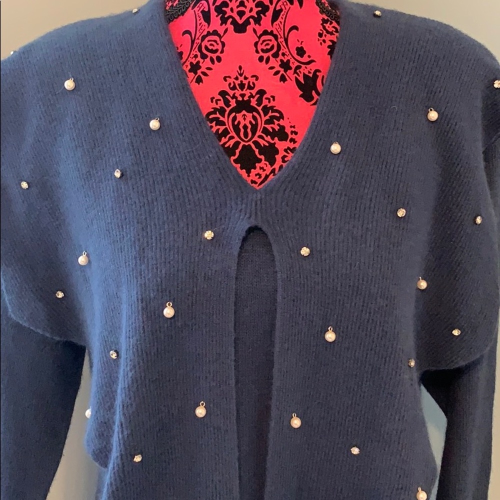 Apart sparkling sweater✨ - Picture 2 of 5